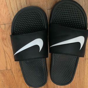 Nike Flip Flops